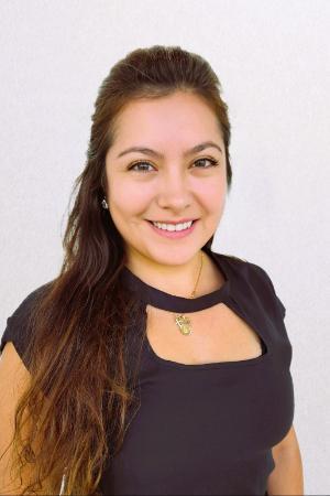 headshot photo of Daniela Cardenas